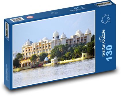 Udaipur - India - Puzzle 130 pieces, size 28.7x20 cm 