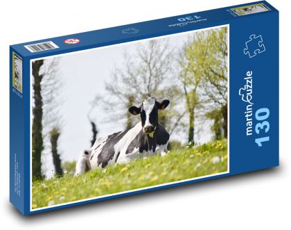 Spotted cow in the meadow - Puzzle 130 pieces, size 28.7x20 cm 