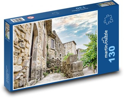 Medieval house - Puzzle 130 pieces, size 28.7x20 cm 