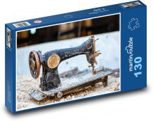 Starý šicí stroj Puzzle 130 - 28,7x20 cm