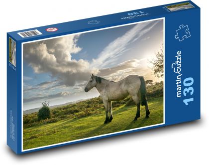 Koń - natura - Puzzle 130 elementów, rozmiar 28,7x20 cm