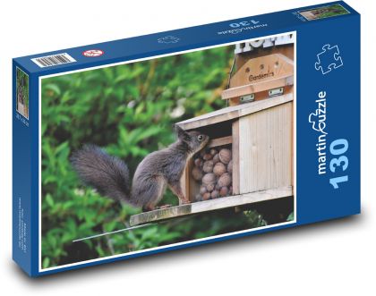 Squirrel - walnut - Puzzle 130 pieces, size 28.7x20 cm 