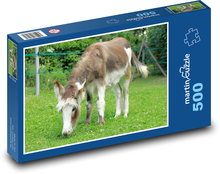 Osioł na zielonym polu Puzzle 500 elementów - 46x30 cm
