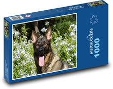 Hrdý německý ovčák v květech Puzzle 1000 dílků - 60 x 46 cm