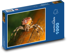 A spider crawling on wood Puzzle 1000 pieces - 60 x 46 cm 
