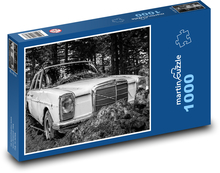 Starý Mercedes v lese Puzzle 1000 dielikov - 60 x 46 cm 