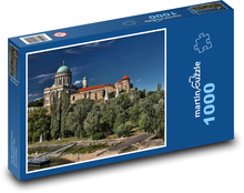 Bazilika sv. Štefana a Ostrihomský hrad v Maďarsku Puzzle 1000 dielikov - 60 x 46 cm