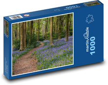 Fialové květiny v lese Puzzle 1000 dílků - 60 x 46 cm