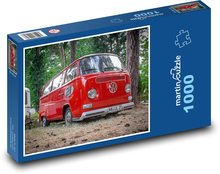 Červený retro autobus Puzzle 1000 dielikov - 60 x 46 cm 