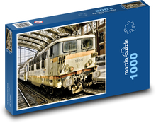 Zug am Bahnhof - Bahnhof, Gleis Puzzle 1000 Teile - 60 x 46 cm