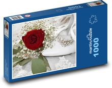 Svadobné kvetina - ruža, topánky Puzzle 1000 dielikov - 60 x 46 cm 