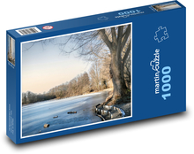 Zamrznuté jazero - stromy, voda Puzzle 1000 dielikov - 60 x 46 cm