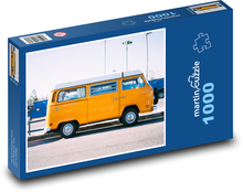 Žlutá dodávka - auto, zaparkované Puzzle 1000 dílků - 60 x 46 cm