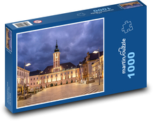 Ratusz - Dolna Austria, plac nocą Puzzle 1000 elementów - 60x46 cm