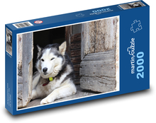 Ausruhende Huskys in der Hütte Puzzle 2000 Teile - 90 x 60 cm