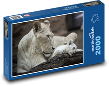 Bílá lvice s mládětem Puzzle 2000 dílků - 90 x 60 cm