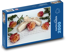 Kolorowe róże z nutami Puzzle 2000 elementów - 90x60 cm