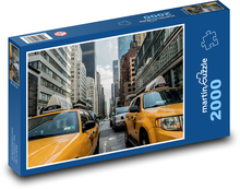 Żółte taksówki na ulicach Nowego Jorku Puzzle 2000 elementów - 90x60 cm