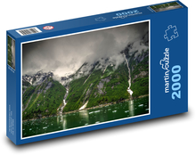 Nordischer Fjord mit Wasserfällen Puzzle 2000 Teile - 90 x 60 cm