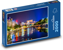 Bukurešť v noci, Rumunsko Puzzle 2000 dielikov - 90 x 60 cm