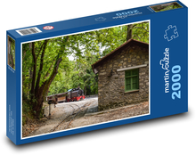 Historický vlak na železnici,Grécko Puzzle 2000 dielikov - 90 x 60 cm