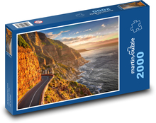 Klikatá silnice u pobřeží Puzzle 2000 dílků - 90 x 60 cm