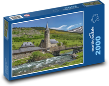 Kostel v horách u řeky Puzzle 2000 dílků - 90 x 60 cm