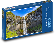 Wodospad otoczony bazaltowymi kolumnami - Islandia Puzzle 2000 elementów - 90x60 cm