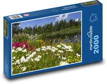 Kvitnúce kvety pri jazere Puzzle 2000 dielikov - 90 x 60 cm