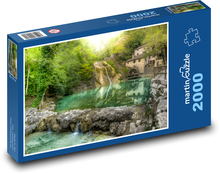 Starý mlýn u vodopádu Puzzle 2000 dílků - 90 x 60 cm
