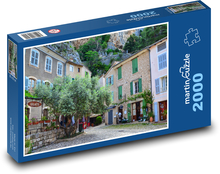France - Moustiers-Sainte-Marie Puzzle 2000 pieces - 90 x 60 cm