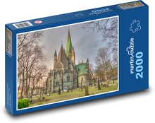Katedra w Norwegii, Trondheim Puzzle 2000 elementów - 90x60 cm