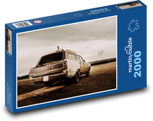 Starý americký vůz Puzzle 2000 dílků - 90 x 60 cm