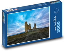 Ruiny zamku Puzzle 2000 elementów - 90x60 cm
