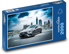 Športové auto v meste Puzzle 2000 dielikov - 90 x 60 cm