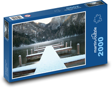 Zimowy krajobraz nad jeziorem Puzzle 2000 elementów - 90x60 cm