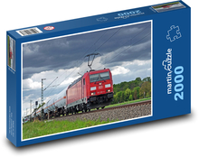 Nákladný vlak - cisternové vozidlá Puzzle 2000 dielikov - 90 x 60 cm