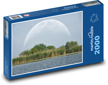 Mesiac - jazero, stromy Puzzle 2000 dielikov - 90 x 60 cm