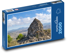 Kameny - památník, hory Puzzle 2000 dílků - 90 x 60 cm