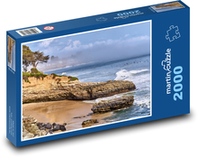 Skaliste wybrzeże Puzzle 2000 elementów - 90x60 cm