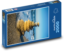 Plaża - kamienie, morze Puzzle 2000 elementów - 90x60 cm