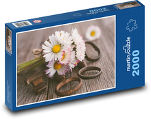 Sedmikráska - květ, klíč Puzzle 2000 dílků - 90 x 60 cm