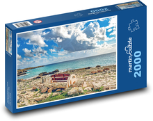 Výhľad na more - pobrežie, lavičky Puzzle 2000 dielikov - 90 x 60 cm