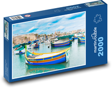 Rybářská vesnice - Malta, lodě  Puzzle 2000 dílků - 90 x 60 cm