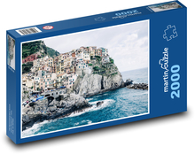 Plaża - miasto, wybrzeże Puzzle 2000 elementów - 90x60 cm