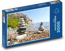 Kamene - pyramída, pobrežie Puzzle 2000 dielikov - 90 x 60 cm