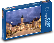 Town Hall - Lower Austria, square at night Puzzle 2000 pieces - 90 x 60 cm
