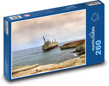 Wrak statku na wybrzeżu Puzzle 260 elementów - 41x28,7 cm