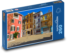 Kolorowe domy na placu Puzzle 260 elementów - 41x28,7 cm