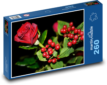 Červená růže - kytice, červené bobule Puzzle 260 dílků - 41 x 28,7 cm